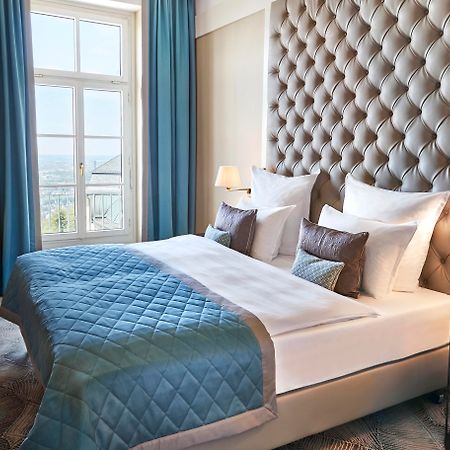 Steigenberger Icon Grandhotel & Spa Petersberg Koenigswinter Exterior photo A bedroom at the hotel