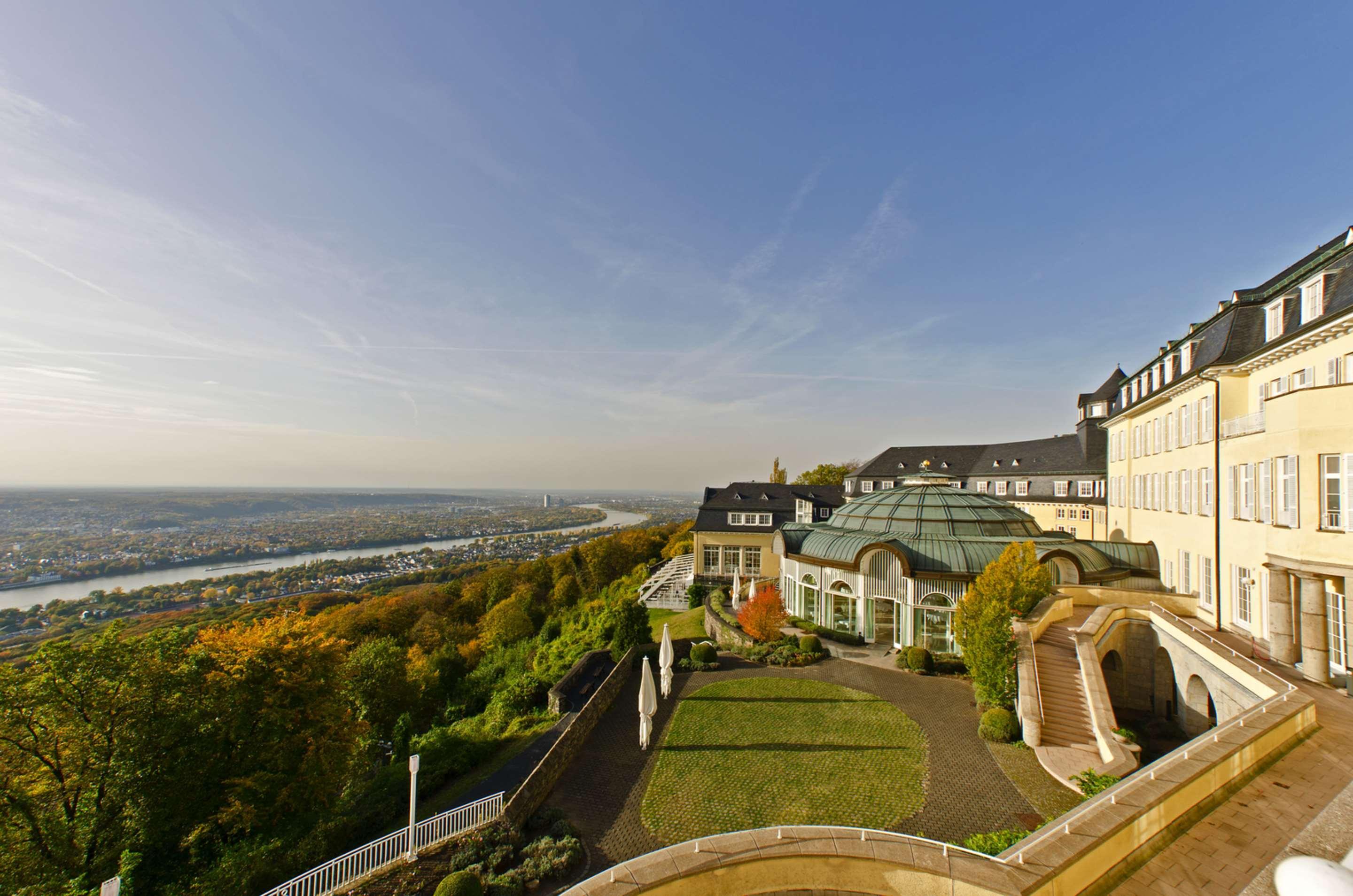 Steigenberger Icon Grandhotel & Spa Petersberg Koenigswinter Exterior photo The University of Applied Sciences