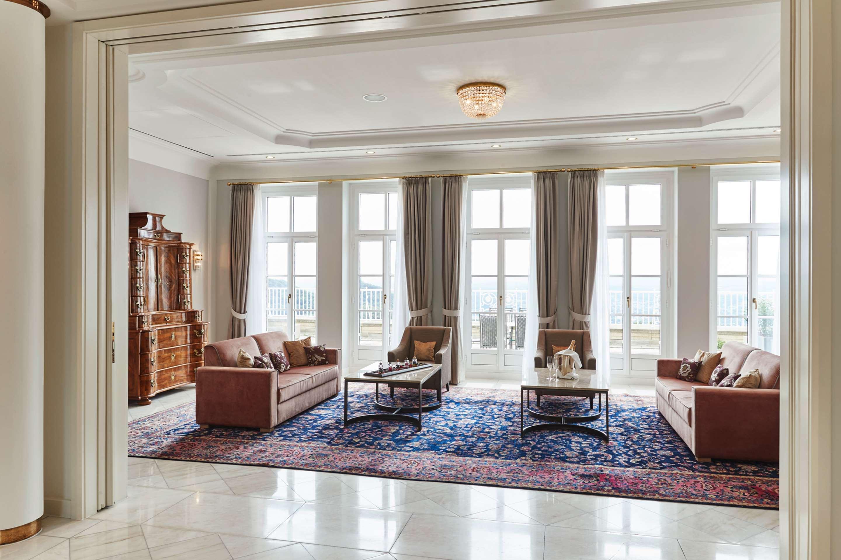 Steigenberger Icon Grandhotel & Spa Petersberg Koenigswinter Exterior photo A living room in a private house